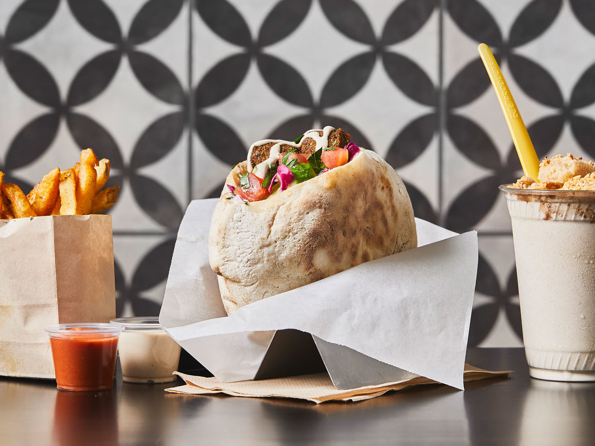 25+ of the Best Vegan Restaurants in Philadelphia (a foodies guide!)